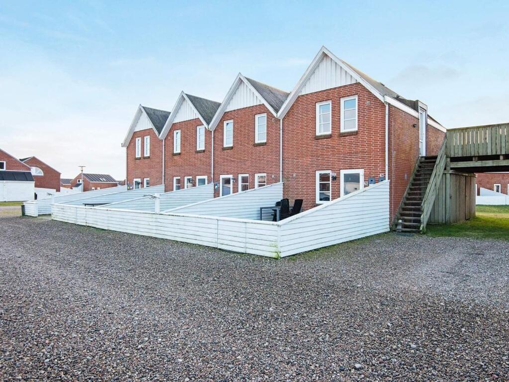 4 Person Holiday Home In R M Sønderby Extérieur photo